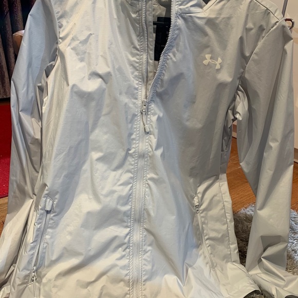 Under armour windbreaker small - Picture 3 of 3